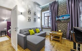 Stylish Central Apartments - Next To Kreschyatyk And Maydan